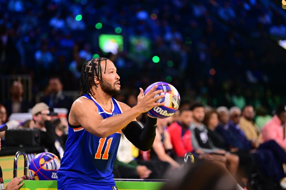 一位年轻球 一位年轻球