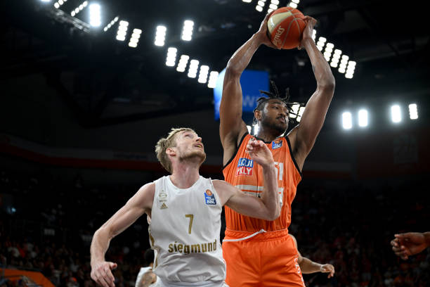 间内聚集大 间内聚集大