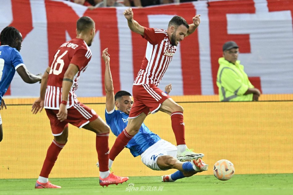 一个借鉴 一个借鉴